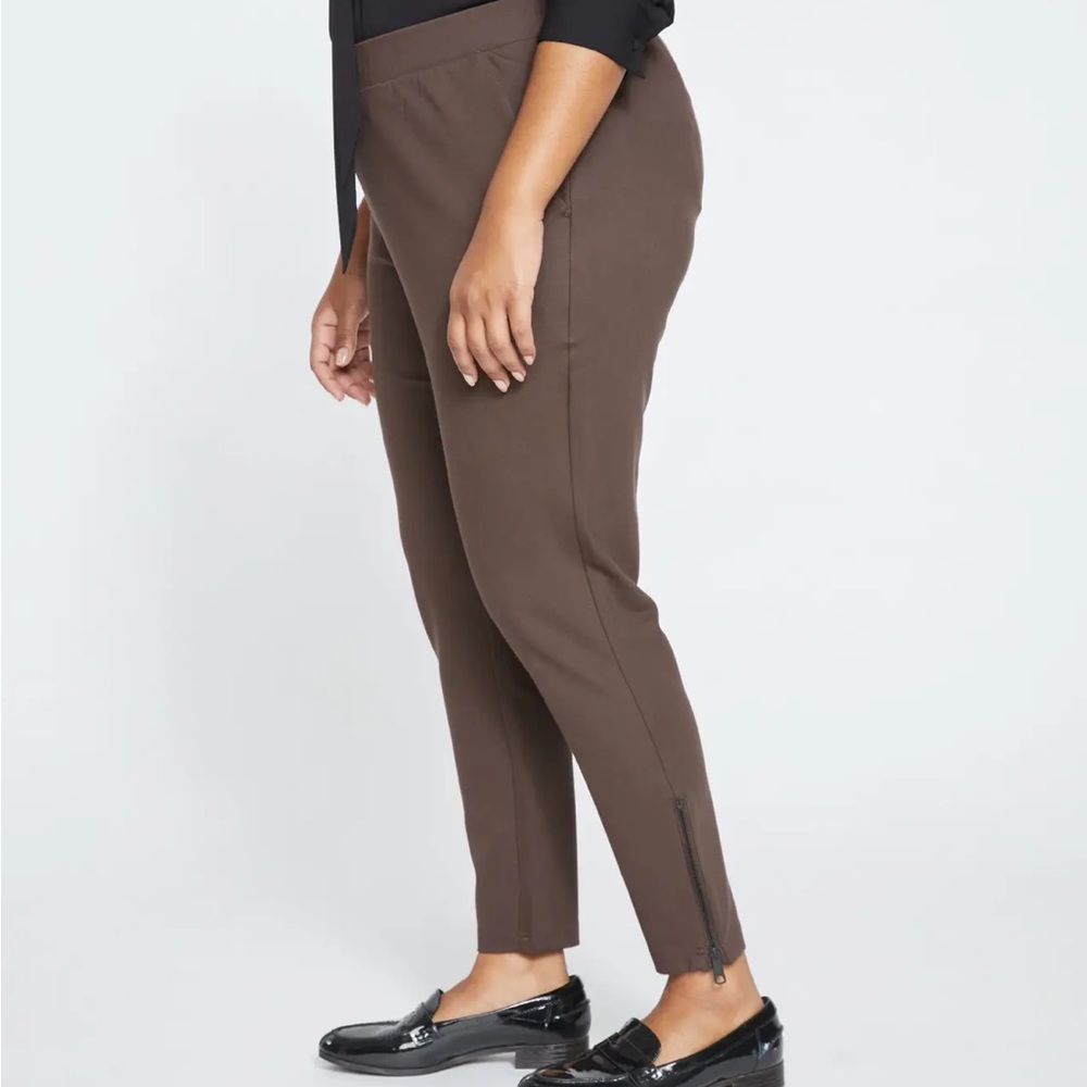Universal Standard Moro Pocket Signature Ponte Pants
